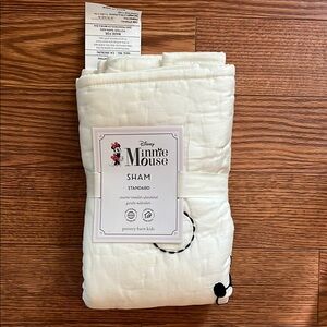 Pottery Barn Kids Disney Minnie Mouse Sham - Standard